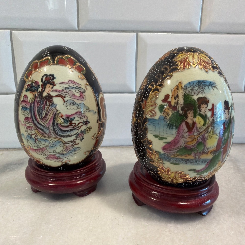 2 Vintage Hand Painted Oriental Japanese Porcelainโ Satsuma Egg Geisha Kimono